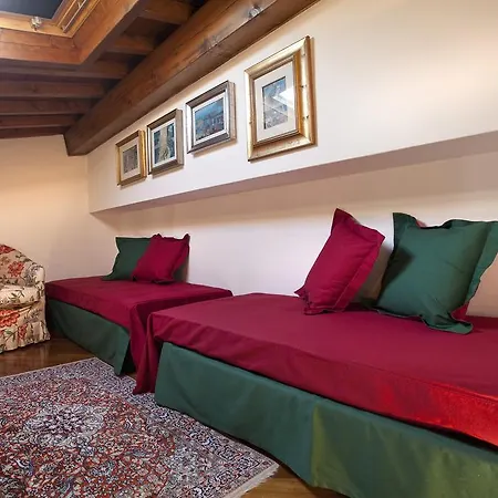 Apartment Veronaforent Cadrega *