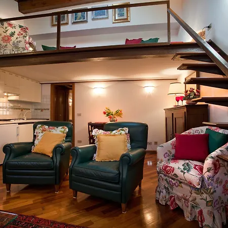Veronaforent Cadrega Apartment